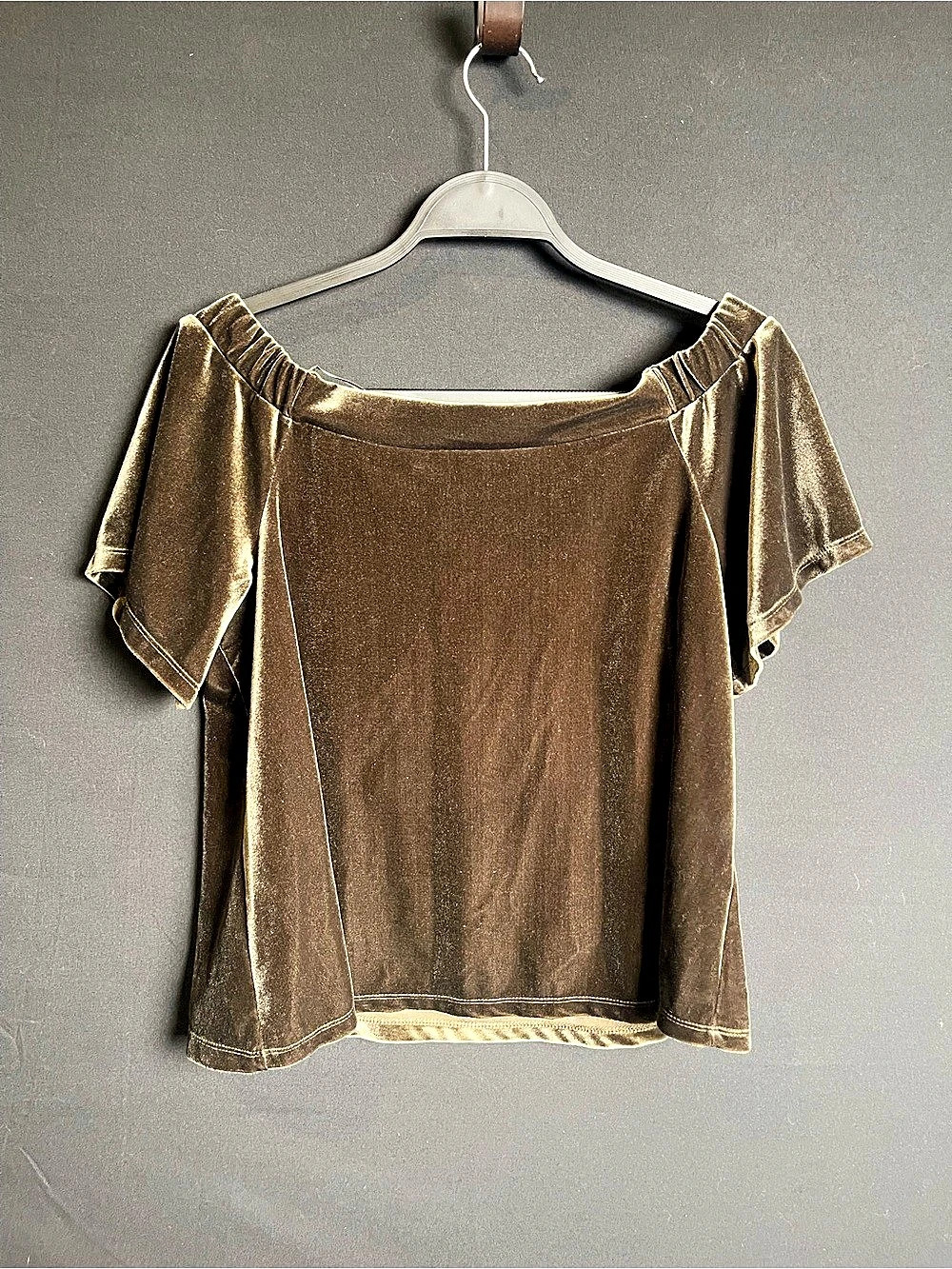 One Clothing Velvet Short Sleeve Top